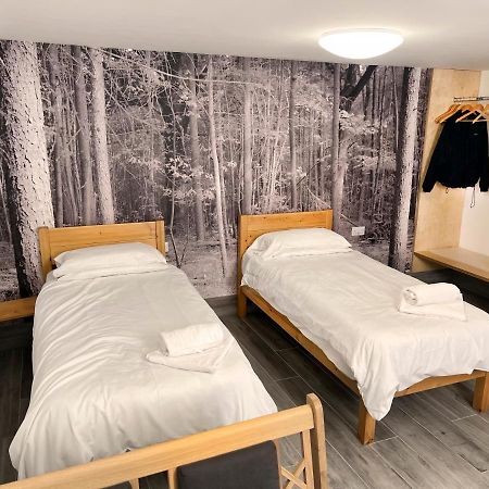 Lodges At Flimwell Park 티스허스트 외부 사진