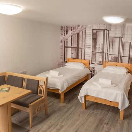 Lodges At Flimwell Park 티스허스트 외부 사진