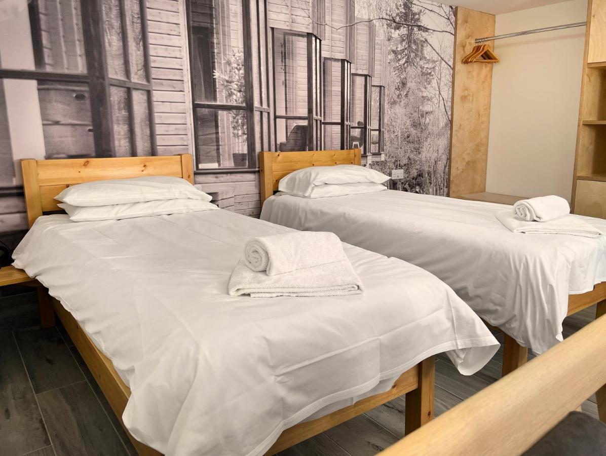 Lodges At Flimwell Park 티스허스트 외부 사진